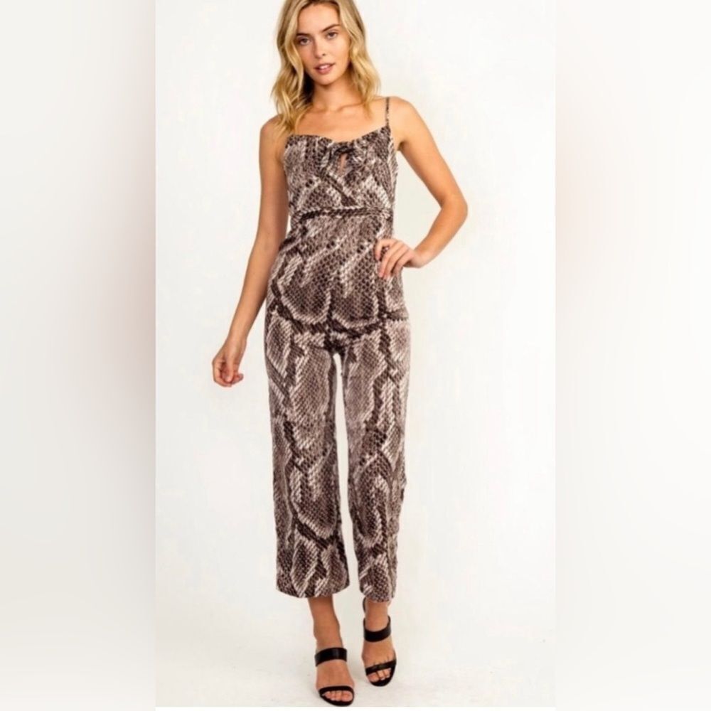 Olivaceous Boutique Brand LA Wide leg jumpsuit NWT Med